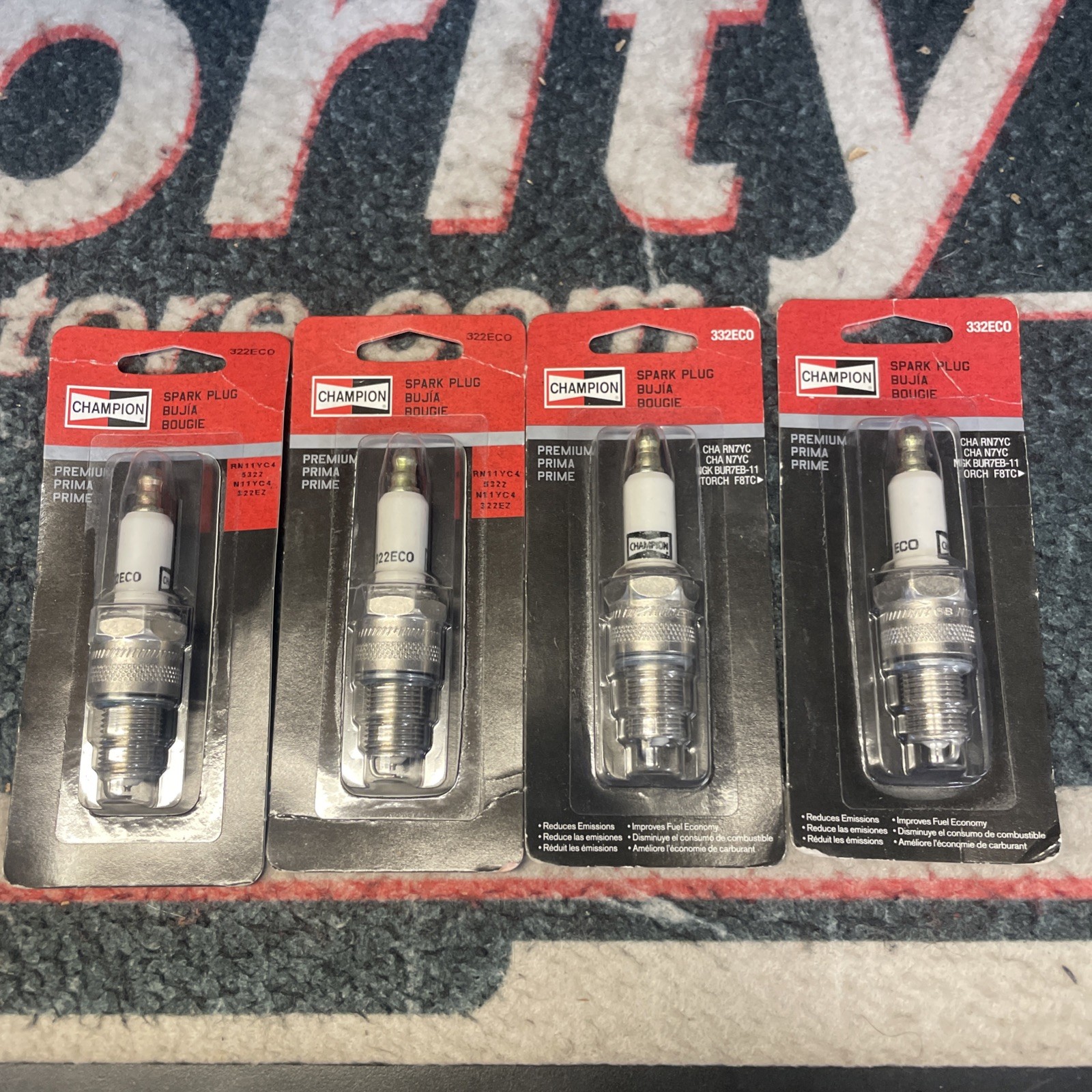 CHAMPION SPARK PLUG PREMIUM 332ECO  QTY 4 