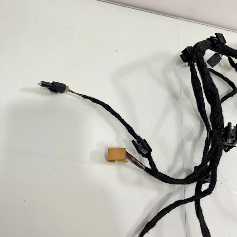 AUDI A8 QUATTRO 2011-2018 - Arnés de cableado panel puerta trasera derecha 4H0971693S Foto 4 de 4