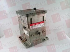 HONEYWELL M9161V1009 / M9161V1009 (NEW IN BOX)