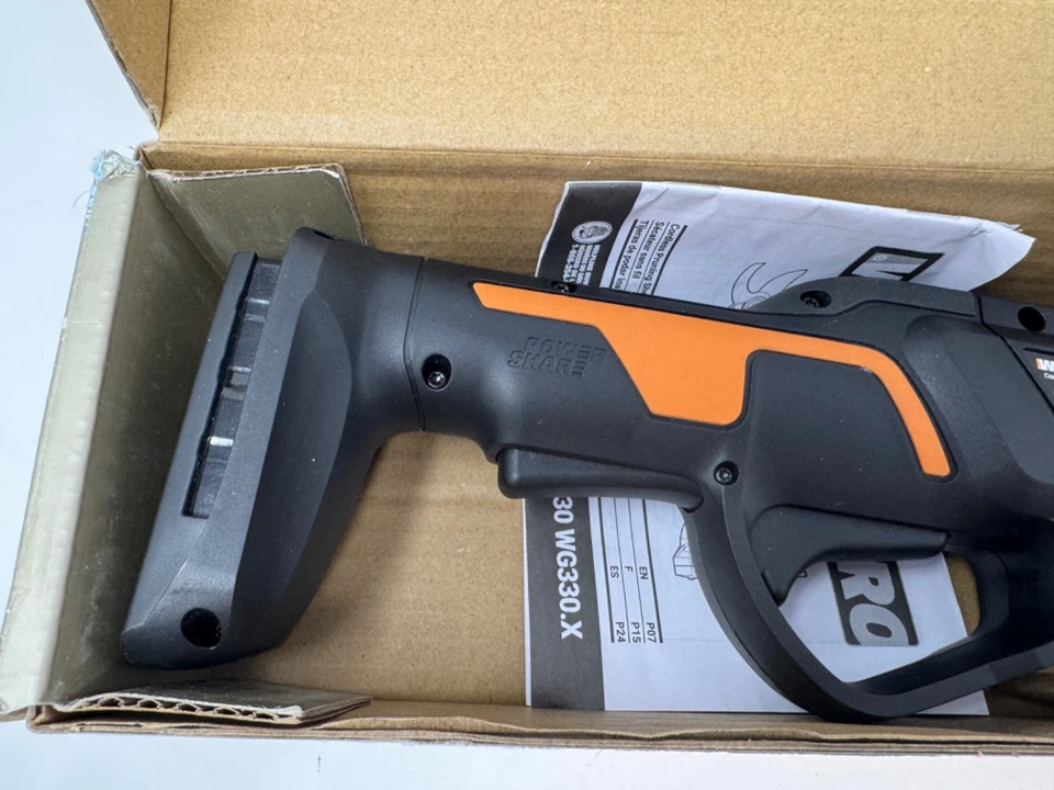 WG330.9 WORX Nitro Pruning Shear/Lopper with Brushless Motor - Tool Only - Image 4 of 4