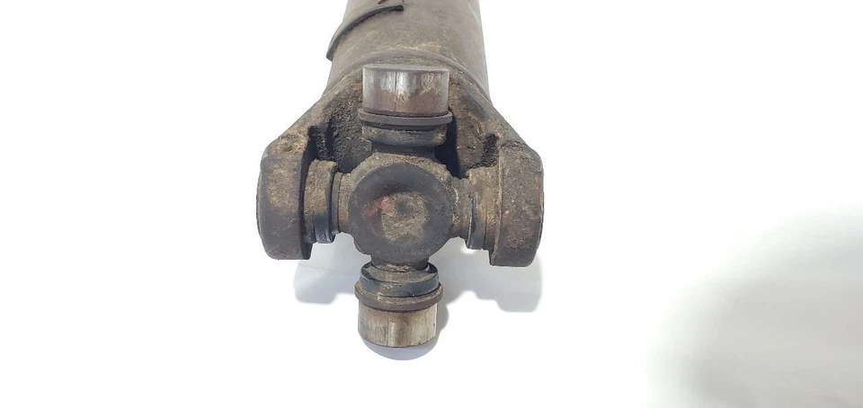 Eje de transmisión delantero 5,3 AT 4x4 OEM 1999 2007 Chevrolet Silverado 1500 Foto 3 de 4