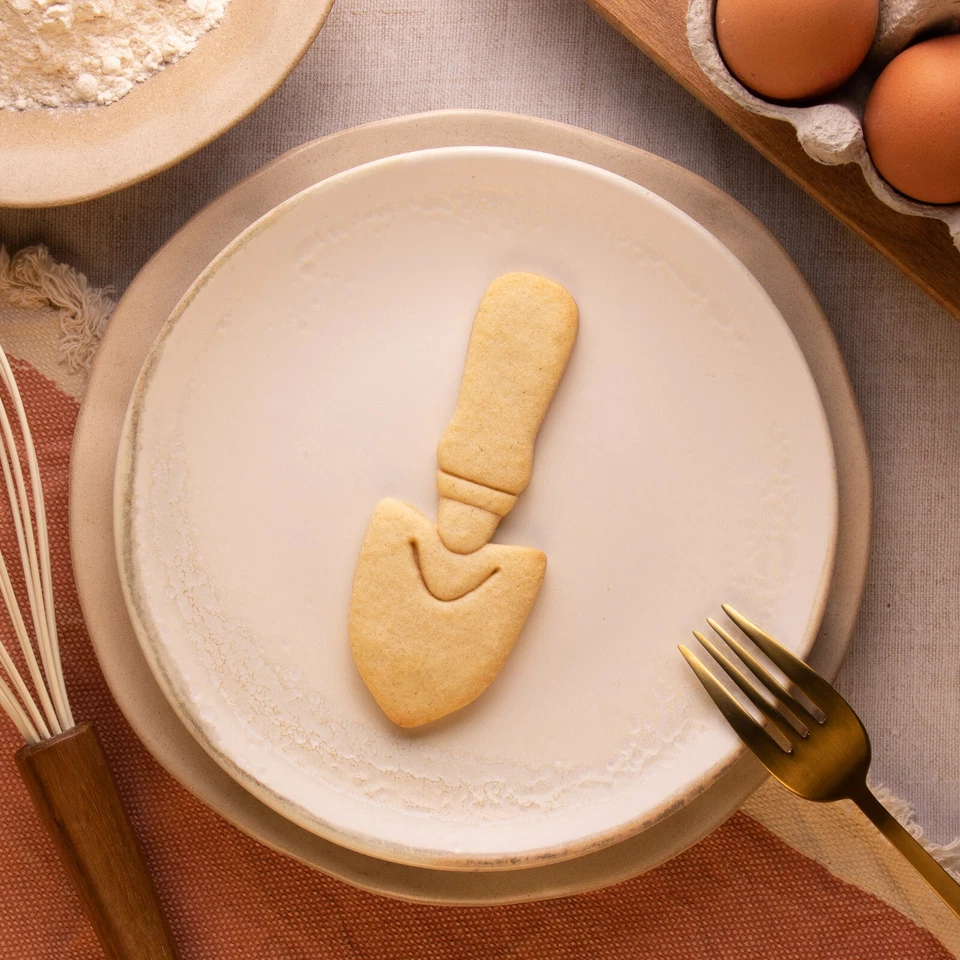 Garden Trowel Cookie Cutter - nursery, botany, horticulture, gardener, planting - Image 2 of 3