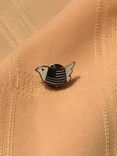 Vintage Dove Pin~American Flag~USA~Patriotic~Small 3/4”~VGC!