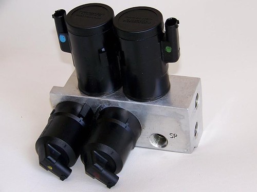 Mercedes ABC Suspension O Ring Seal Kit NITRILE for Valve Block S CL SL Class - Picture 2 of 2