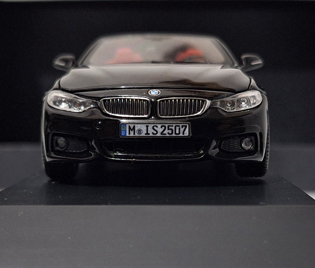 BMW 4er Cabriolet F33 ミニカー Paragon ディーラー PARAGON-MODELS 80432339611 Scale 1/18 | BMW 4-SERIES M4