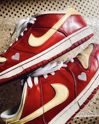 nike dunk low valentines day 2005