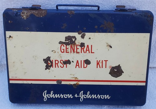 Vtg Johnson & Johnson First Aid Home/Auto Kit Mixed Supplies 1940-60 Advertising - Picture 2 of 8