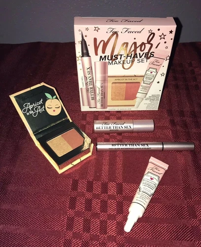 Too Faced Major Must-Haves Makeup Set Liner, Mascara, Blush Duo, Primer Set