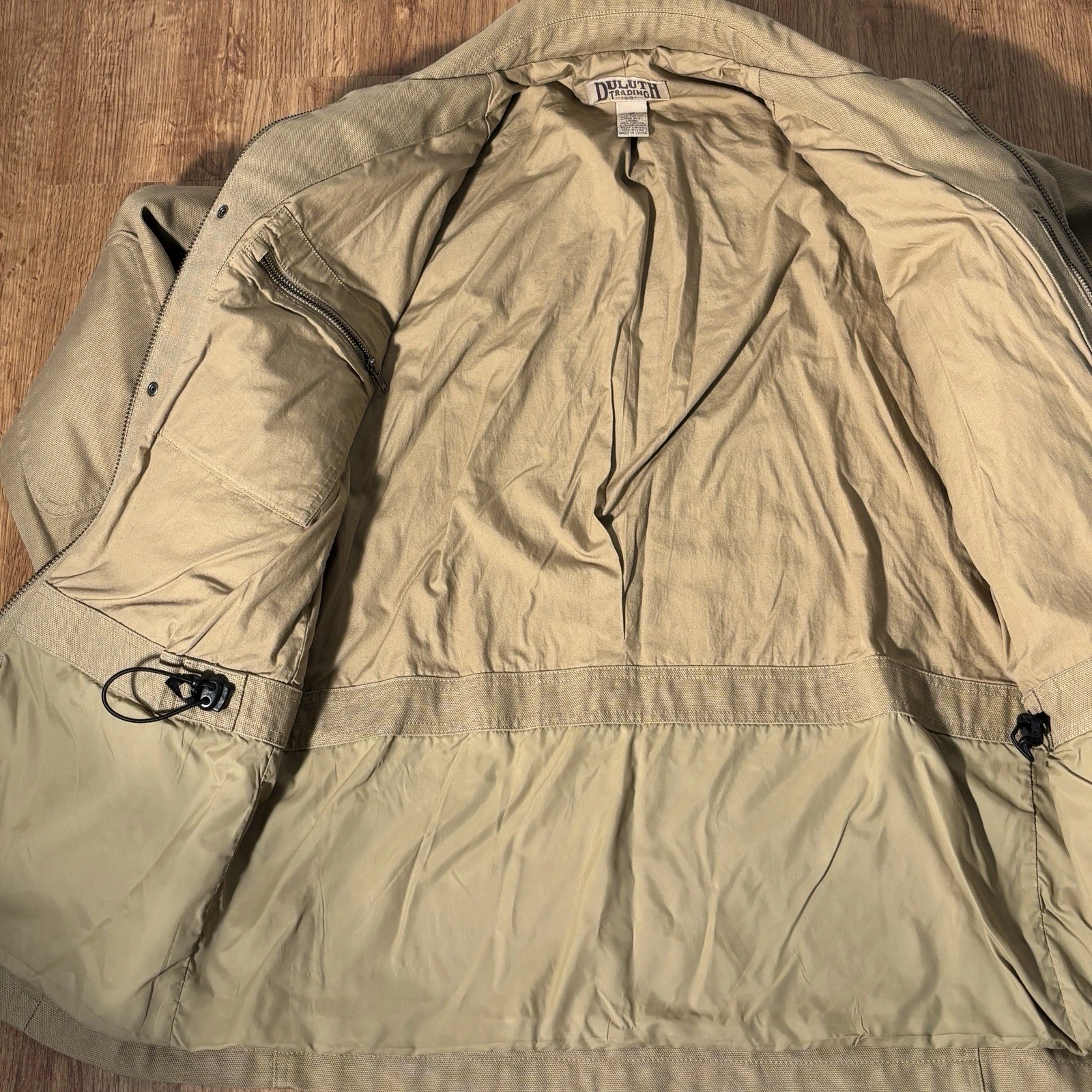 Duluth Trading Co Canvas Field Jacket Mens Medium Tan Utility Safari Chore Coat - product detail image 4