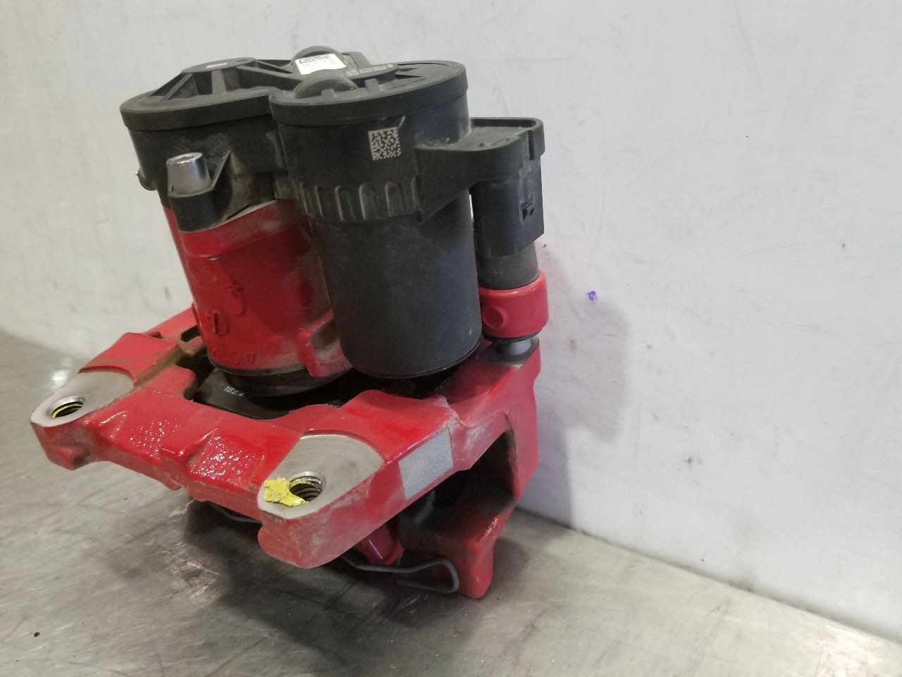 23 2023 MASERATI GRECALE BRAKE CALIPER REAR LEFT DRIVER RED 