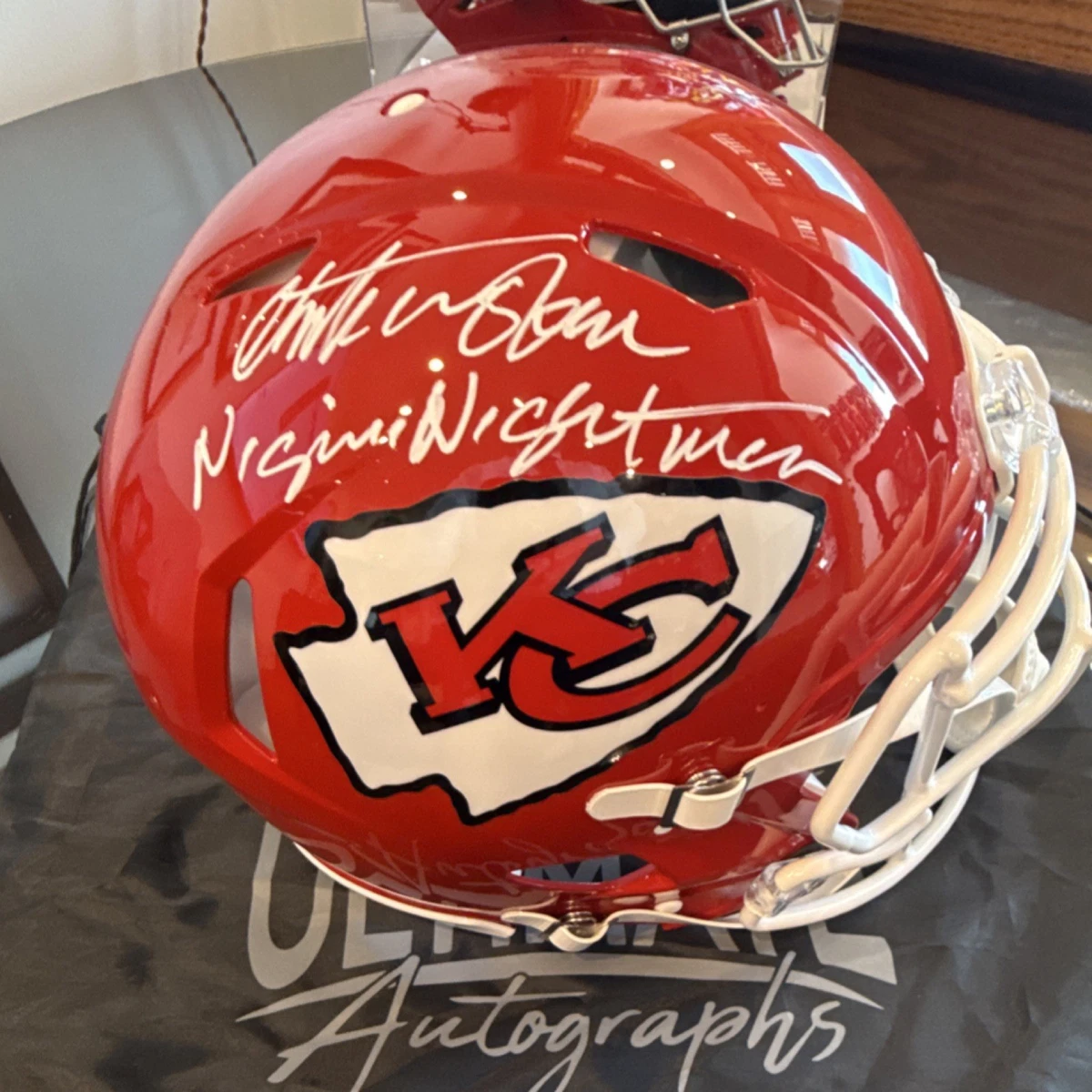 Beckett Authentication Services (BAS) Kansas City Chiefs Original