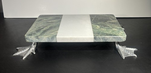 Green and White Marble Cheeseboard with Metal Duck Feet 11” x 8” - Picture 5 of 8