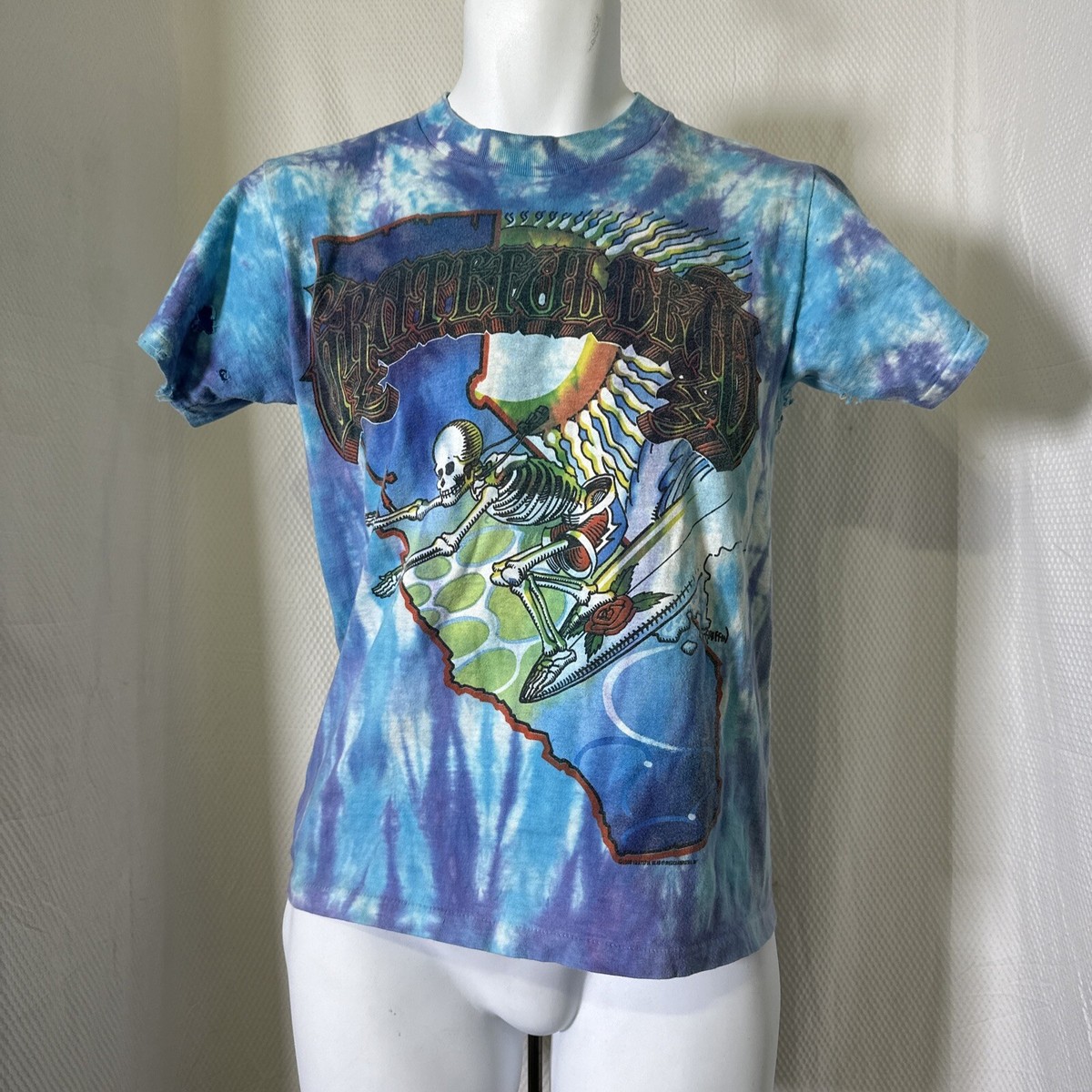 Vintage 80s Grateful Dead 1988 Skeleton Bone Surf Tie Dye T-Shirt 