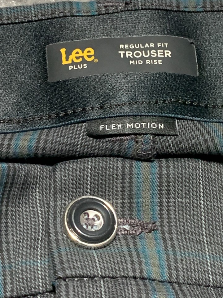 Lee Regular Fit Trouser Pants Women Size 20W Gray Plaid Mid Rise Flex