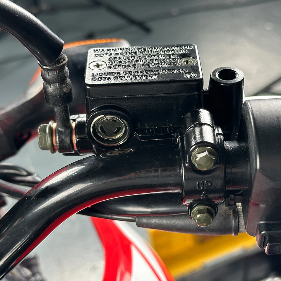 Cilindro maestro de freno para HONDA CL500 CMX250 Rebel Grom MSX 125 Monkey Super Cub Foto 3 de 4