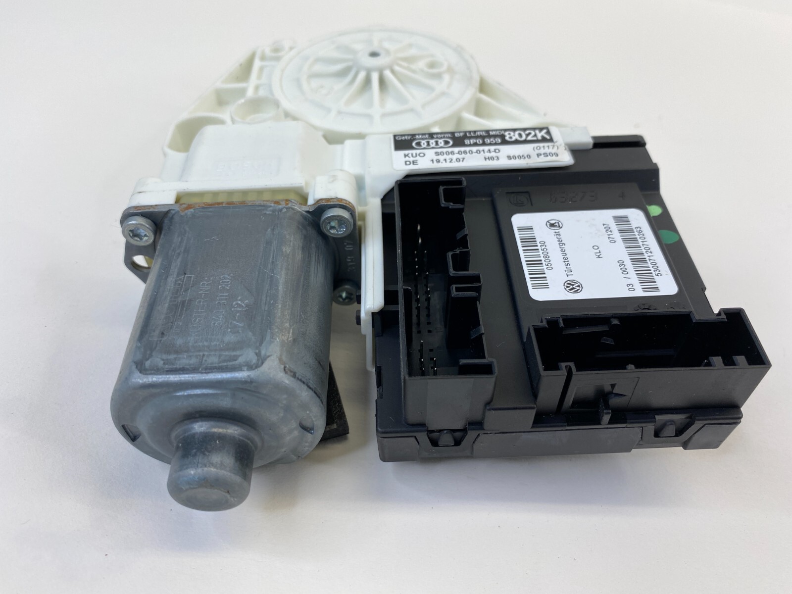 2006-2013 Audi A3 Front Left Driver Door Power Window Lift Motor 