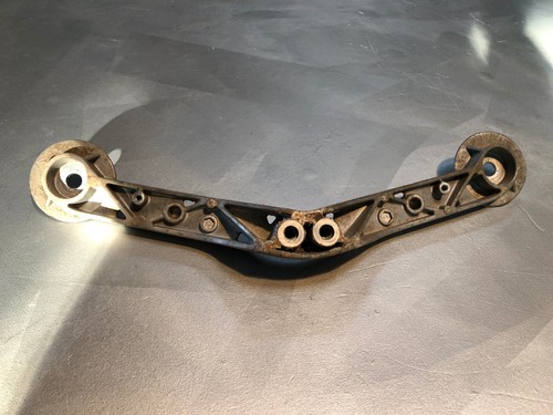 BMW Z4 E85 Getriebehalter 6758163