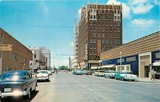 1956 Amarillo Texas Looking West 8th Tyler autos Zale's Baxtone Postcard 25-5280