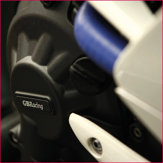 Evitez la casse du carter avec la protection embrayage GB Racing R1