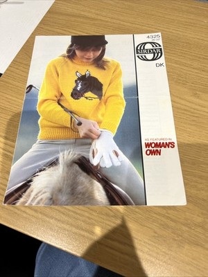 4325 - Sirdar - Mädchen 80er Jahre Pferde Pullover - Multi Größe 26 bis 32 Brustweite - Vintage