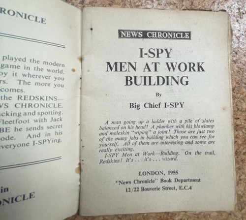Vintage 1960’s ? I-SPY Men At Work Building No 22 Mini Booklet (News Chronicle) - Picture 3 of 4