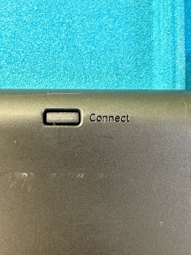 Logitech Wireless Tablet Keyboard & Stand IC4418A YR0034 Apple & Android Use - 第 11/15 張圖片