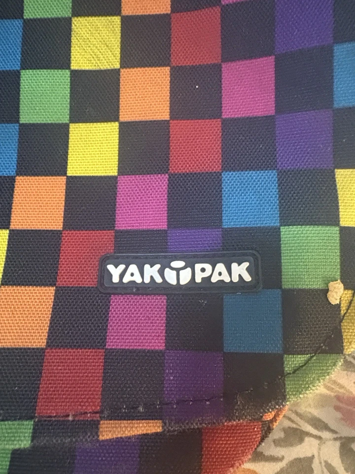 Mochila quadriculada multicolorida Yak Pak bolsa de ombro - Imagem 2 de 2
