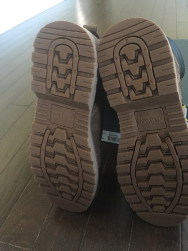 Men's Boots Steel Toe (Color: Brown & Black) New 10.5 Medium (Brand: Nevados)