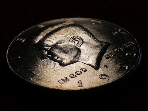 Mint Error 1995-P Kennedy Half Dollar Coin with Strike Thru Error! #3439 - Picture 14 of 18