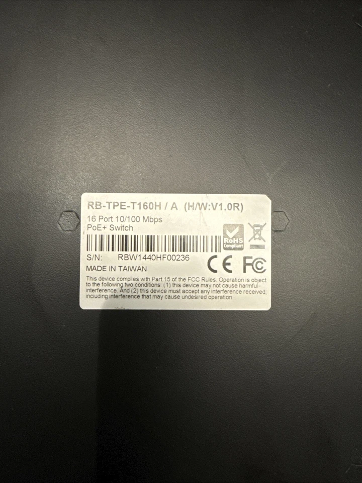 TRENDnet TPE-T160H 16-Port 10/100 Mbps PoE+ Switch - Image 3 of 4