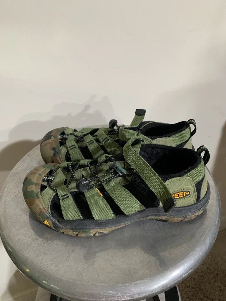 Keen Impermeable Newport H2 Niños Verde Camuflaje Agua Sandalias Zapatos 1014259 Talla 5 Foto 4 de 4