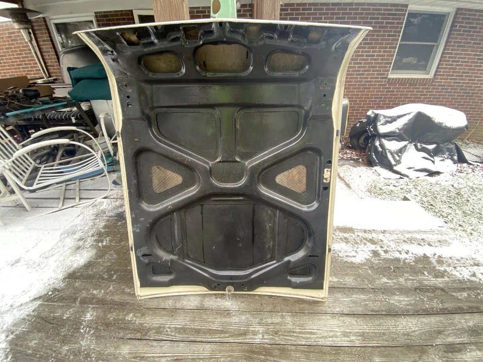 1959 Ford Galaxie/ Fairlane White Hood - Image 4 of 4