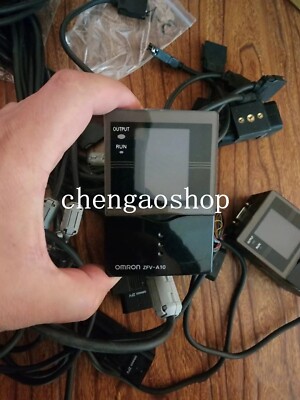 1PCS Used Omron ZFV-A10+ZFV-SR50 sensor