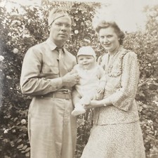 1944 WWII Military Man in Uniform  Beautiful Wife  Baby Original Photo P16b11