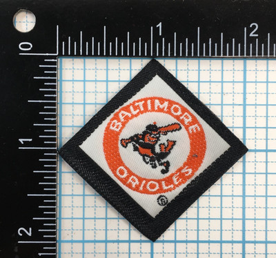 1982 BALTIMORE ORIOLES MLB BASEBALL VINTAGE 2'' DIAMOND TEAM PATCH FOR SWEATBANDS