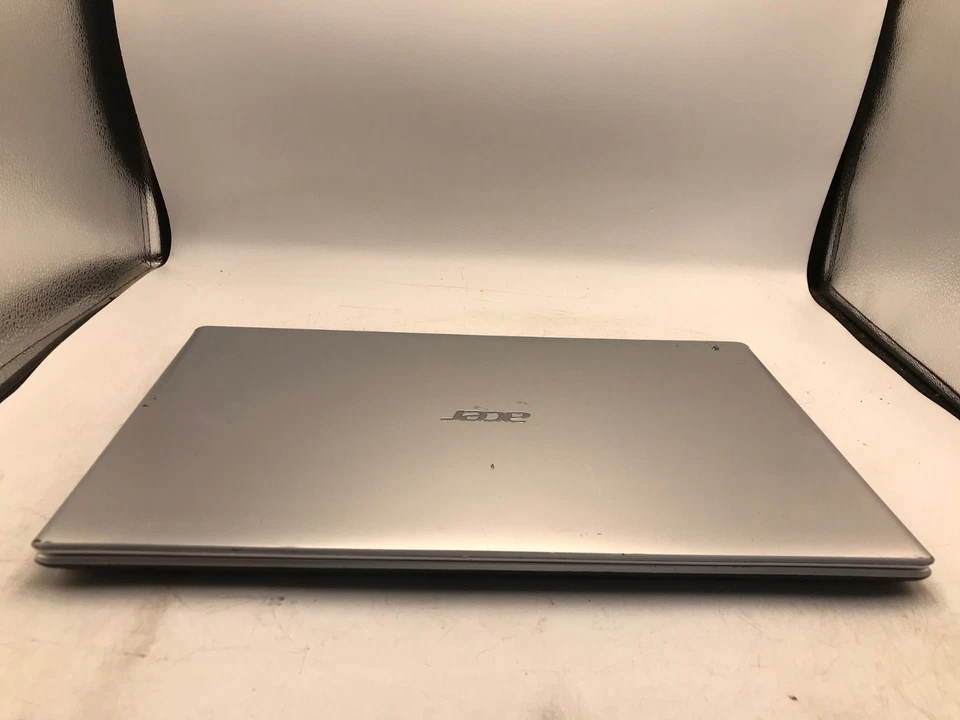 Portátil Acer Aspire V5-571 Intel Core i5-3317U 15" - NO ARRANCA - MZ Foto 2 de 4