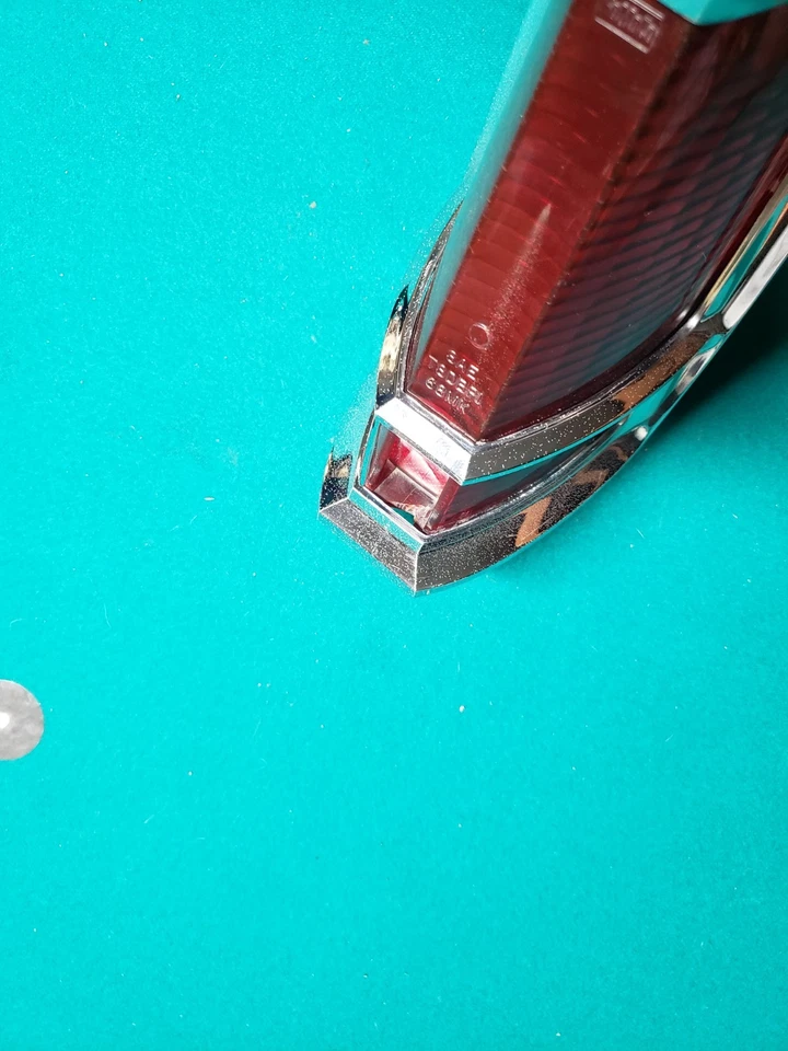 (2) Lincoln Continental Mark III 1969 3 conjuntos completos de luces traseras Foto 4 de 4