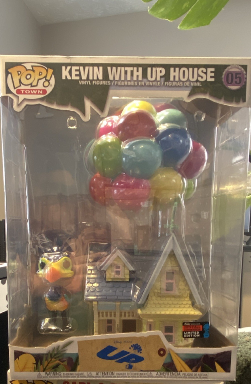 Funko Pop! Town Disney Pixar Up Kevin Up House BoxLunch Limi