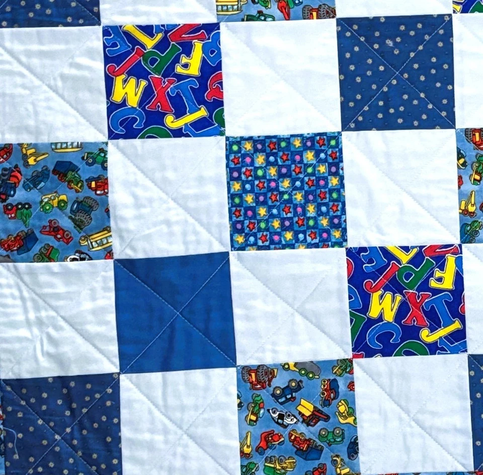 Edredón para bebé hecho a mano azul niños bebé retazos cuna 40" x 40" NUEVO Foto 2 de 4