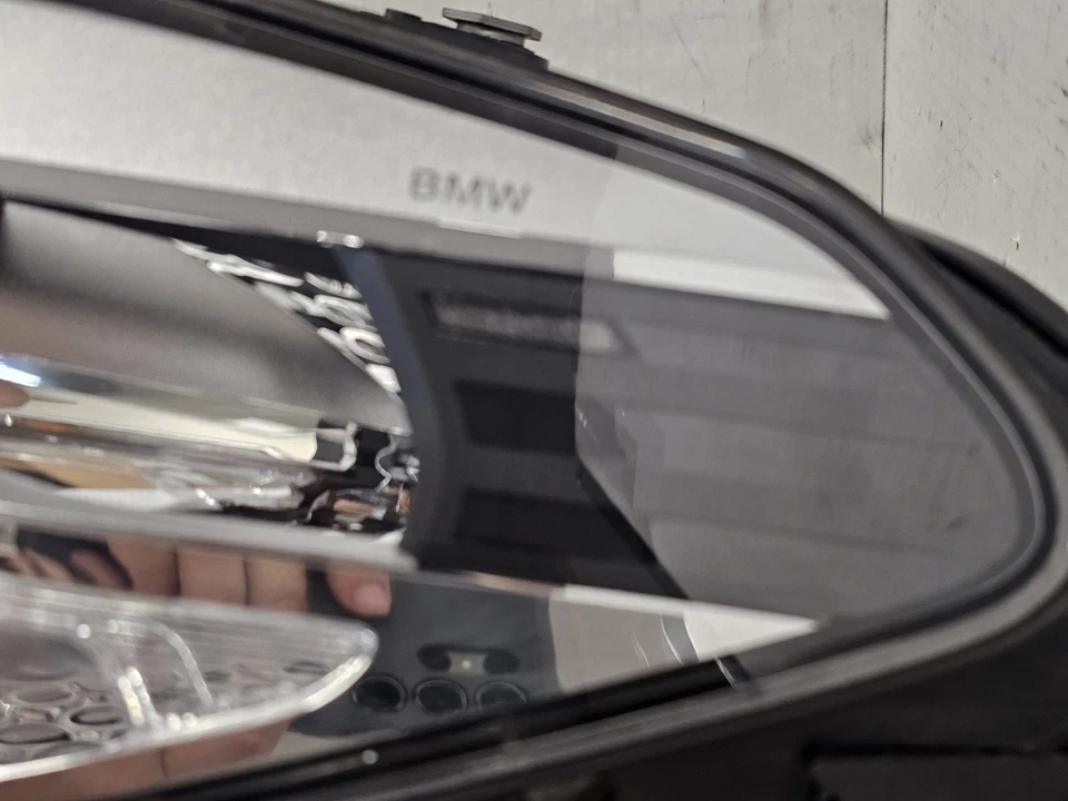 Faro adaptable izquierdo lado del conductor BMW 530I 2017-2020 intermitente incandescente Foto 4 de 4