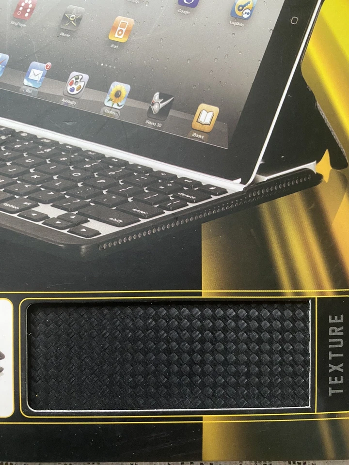 zagg folio iPad 2 tablet keyboard accessory for 3rd generation Key Board  - Image 3 of 4