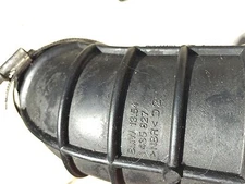 1999-2003 BMW E39 528i 530i 525i 523i throttle body Tube elbow air hose E36 E46