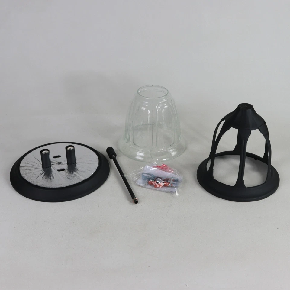 Lámpara de techo exterior Savoy House Tudor 2 luces en negro 5-1505-BK Foto 3 de 4