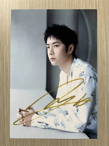 Star Wang Yibo autographed photos 24 classic and popular fixation photos 6 inch - Picture 21 of 28
