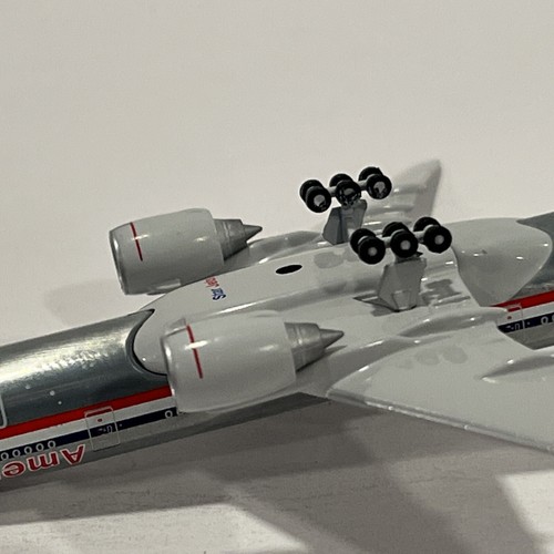1:500 StarJets American Airlines Boeing 777 Airport Set Wings Airport Rare Set - Picture 9 of 14