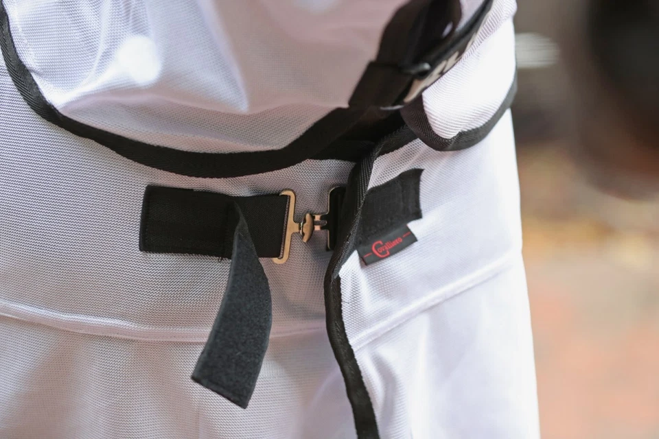 Covalliero Fliegendecke RugBe SuperFly weiß abnehmbares Halsteil - Bild 3 von 4