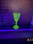 Vintage Vaseline Uranium Glass Wine Goblet 5” Grn  UV Reactive Crackle Stemware