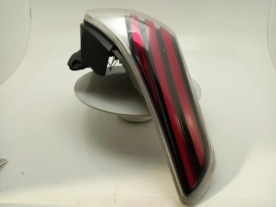 SSANGYONG TIVOLI Tail Light Rear Lamp N/S 2015-2023 5 Door Hatchback LH   - Изображение 3 из 4