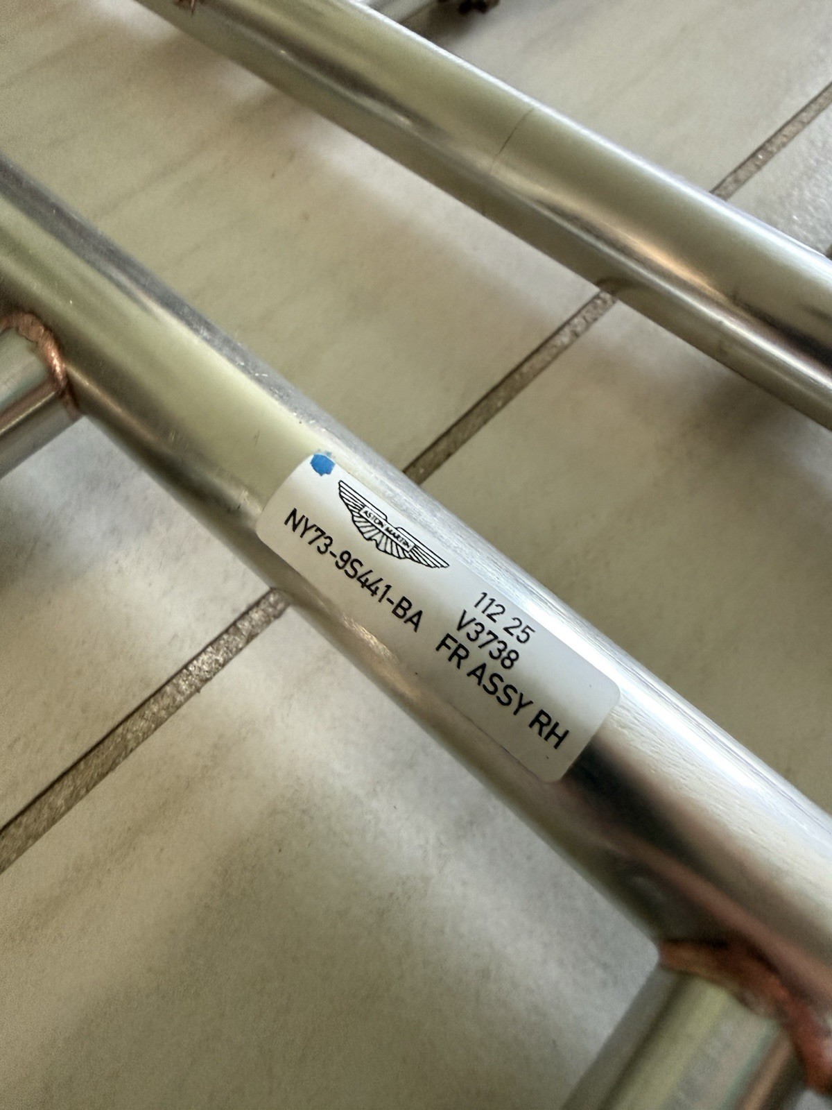 Aston Martin Vanquish 2025 Fuel rails Set