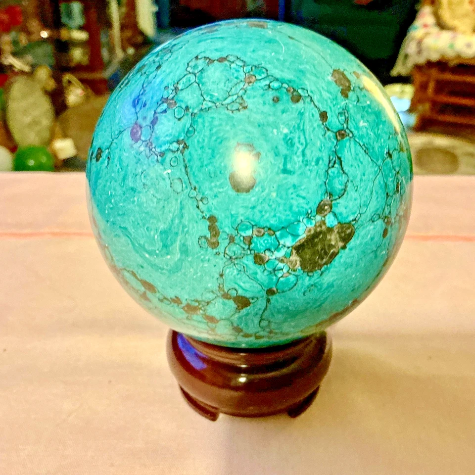 Esfera de piedra Howlite color turquesa con soporte de madera 3,5 a través de bonita pantalla Foto 2 de 2